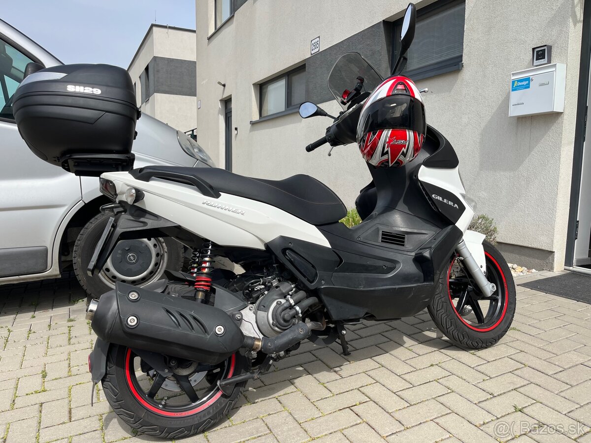 Gilera Runner ST 200 - 6