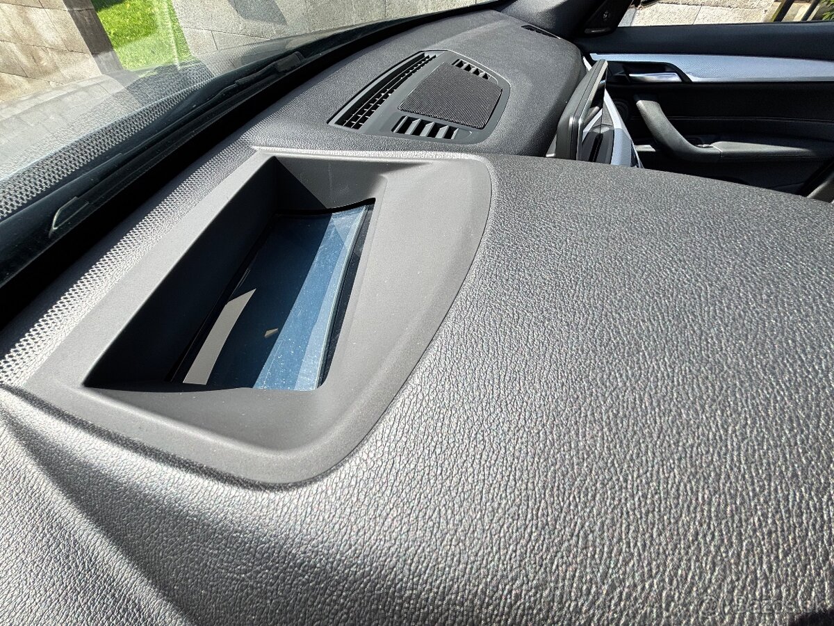 BMW X1 Xdrive20d M sport A/T - 6