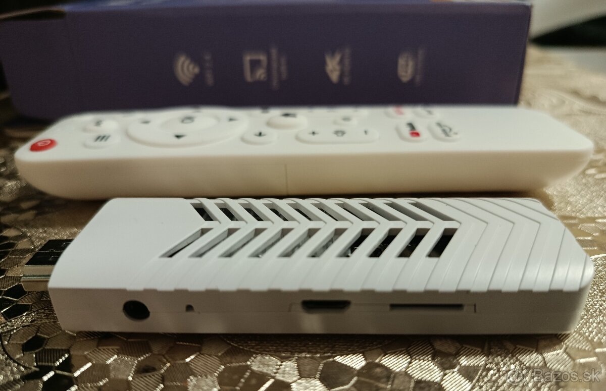 Android TV box 8GB/128GB 4K UHD - 6