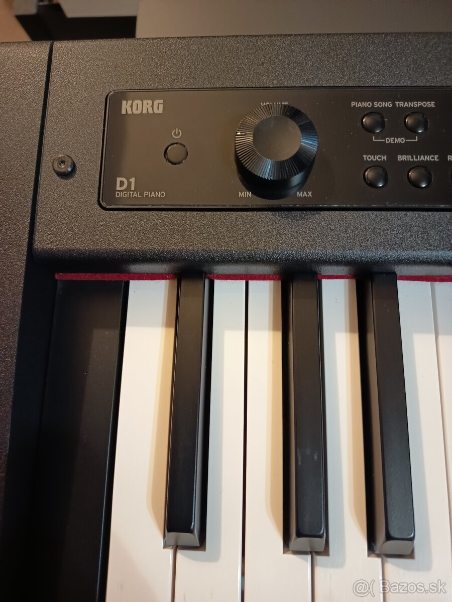 Predám Stage Piano KORG D1 - 6