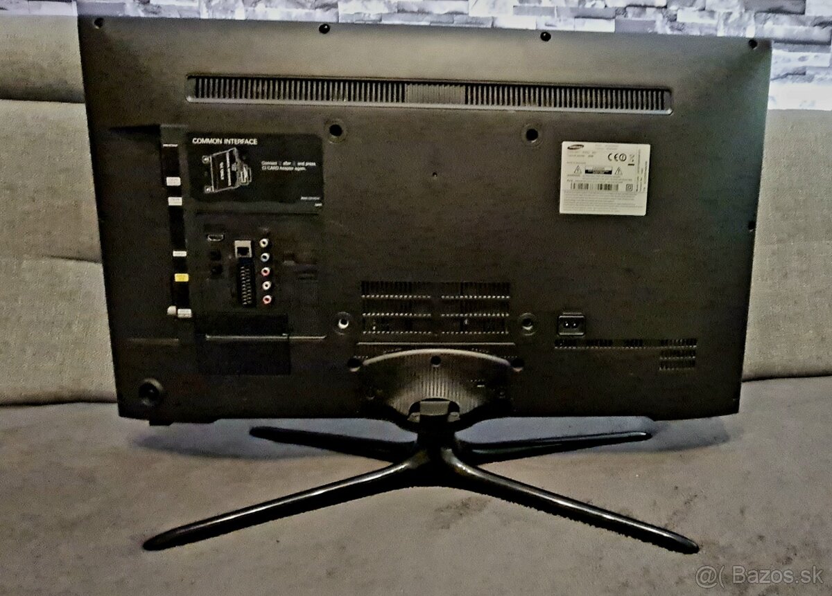 Samsung UE32F5500AW - 6