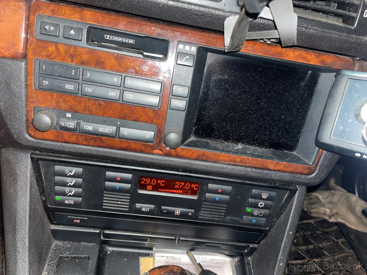 Rozpredám e39 530d touring automat 135kw - 6