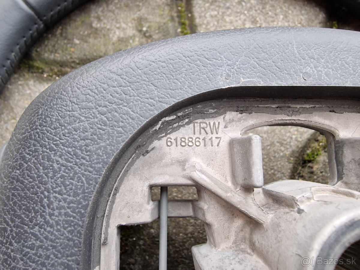 🛞 Volant Peugeot 5008 – originál - 6