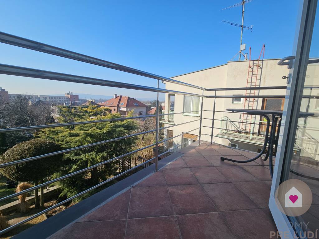 3,5 IZBOVÝ KOMPLETNE ZARIADENÝ BYT (110 m2) V RD, BA- STARÉ - 6