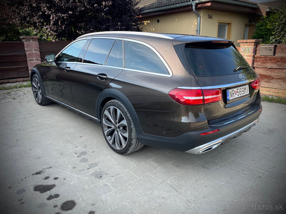 Mercedes Benz E220 4matic All-terrain- cena s DPH - 6