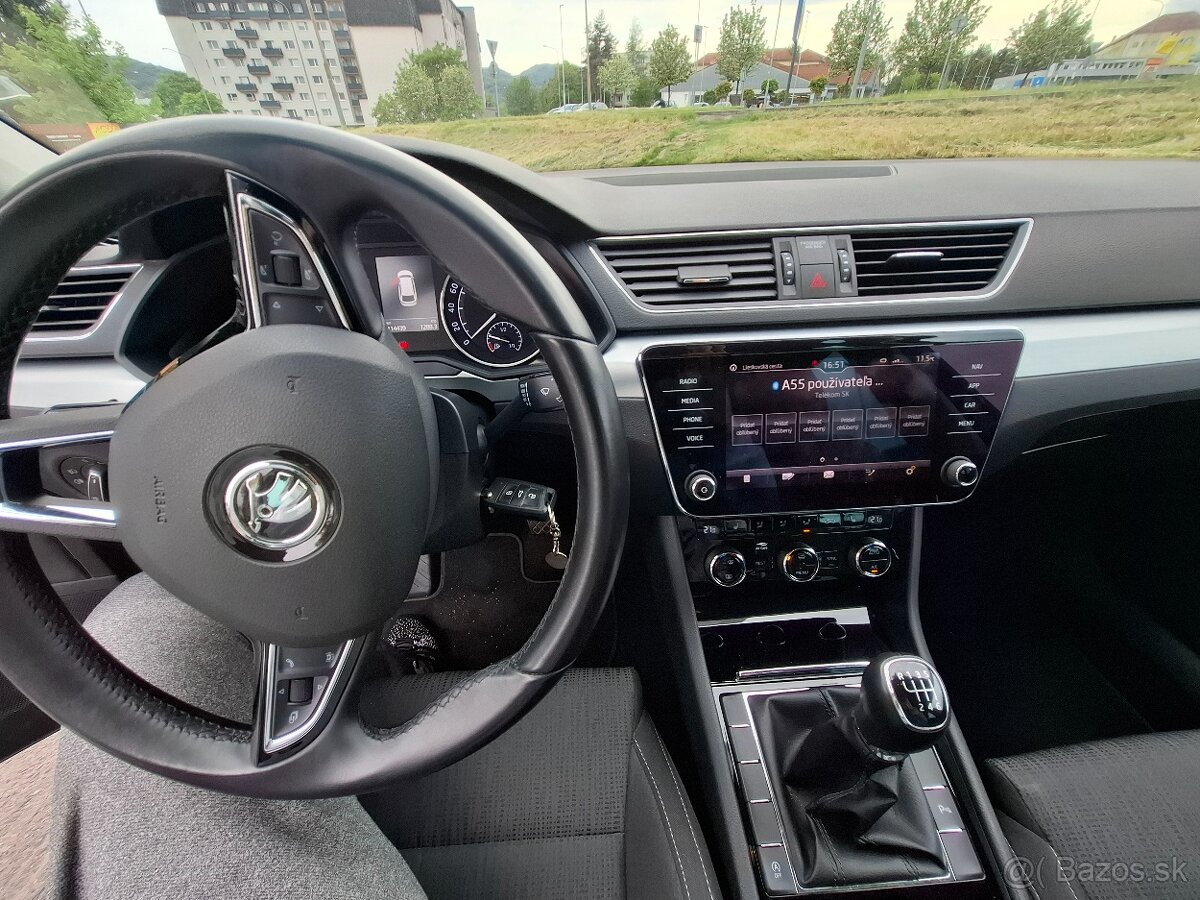 Škoda Superb 2018 - 6