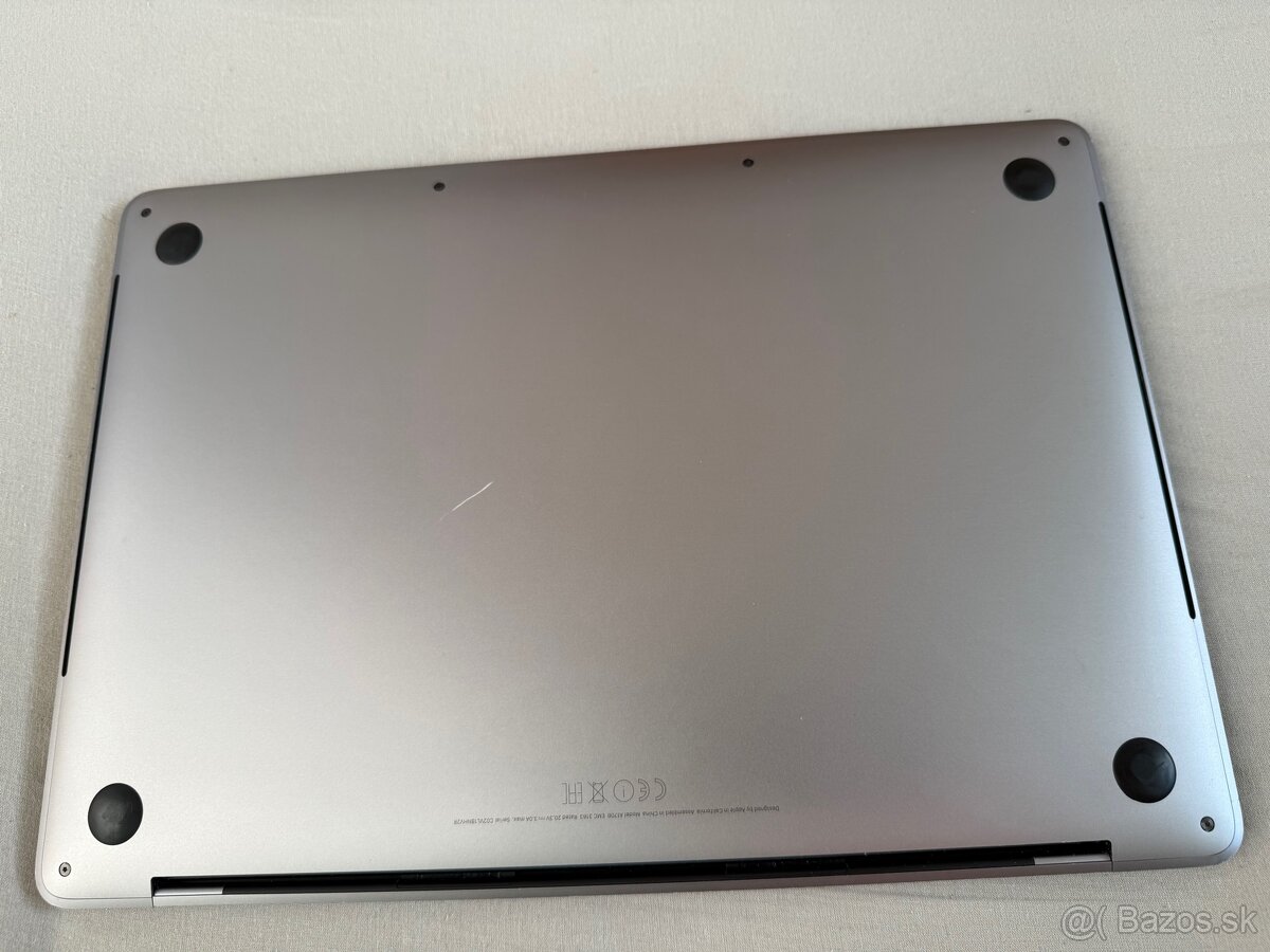 MacBook Pro 13 2017, 16GB RAM, 512GB - 6