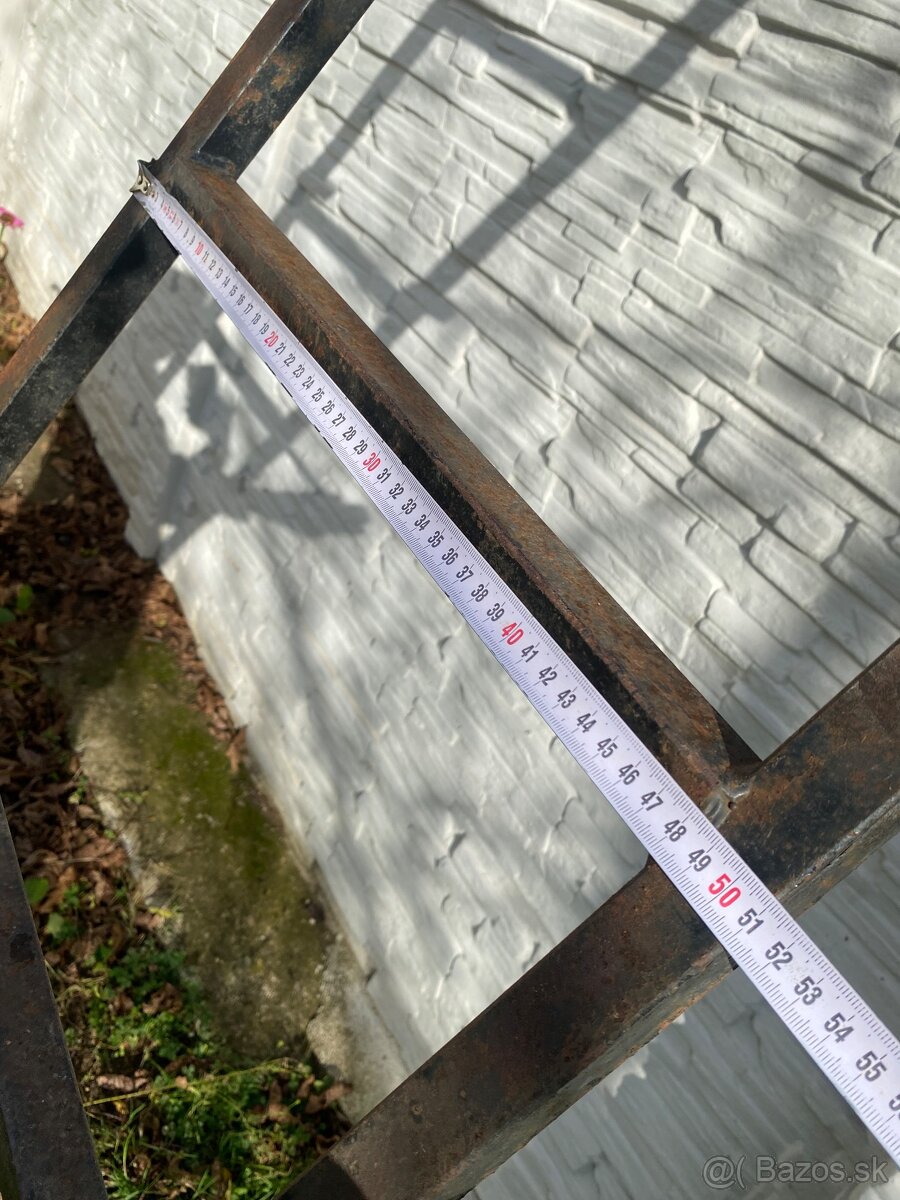 Pevny ocelovy 3m rebrik - 6