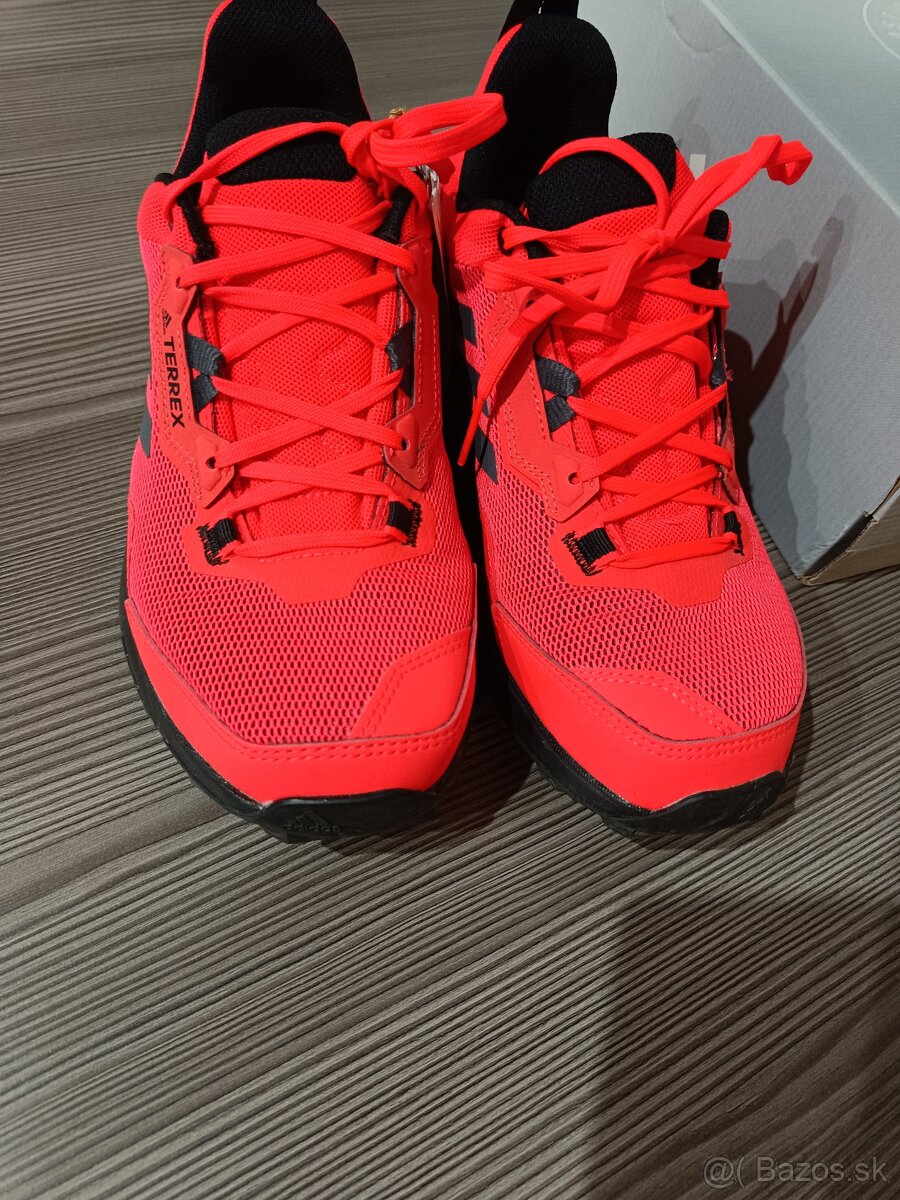 ADIDAS TERREX 41 1/3 - 6