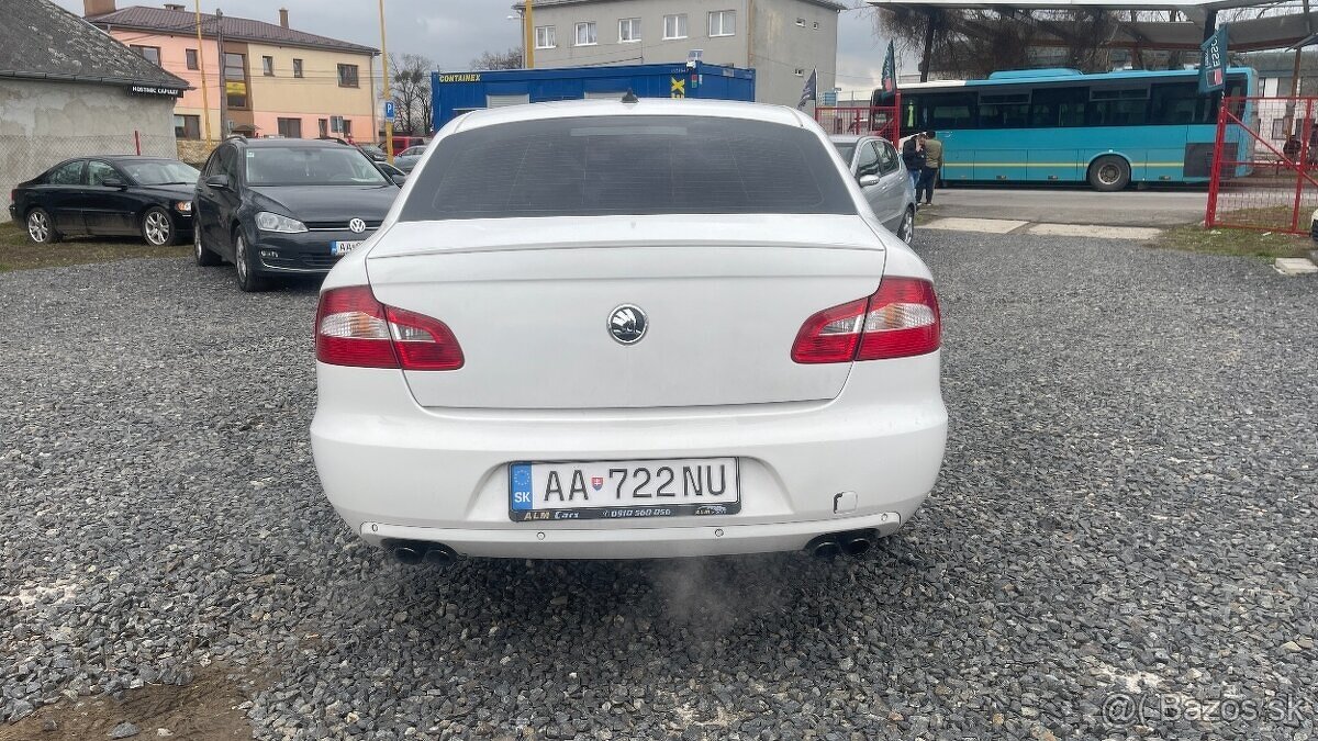 Predám Škoda Superb 3.6 benzín DSG 2013 - 6