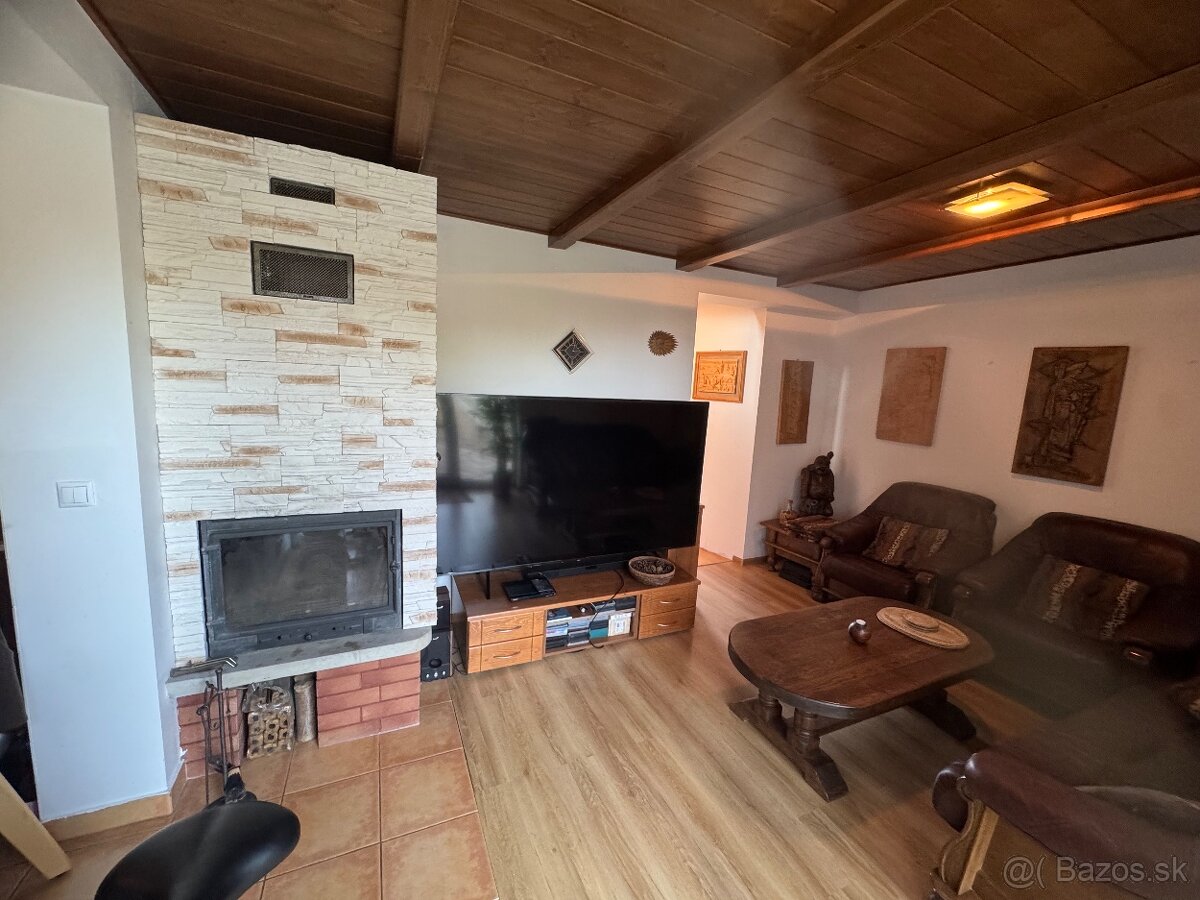 Predám dom s bazénom - 6