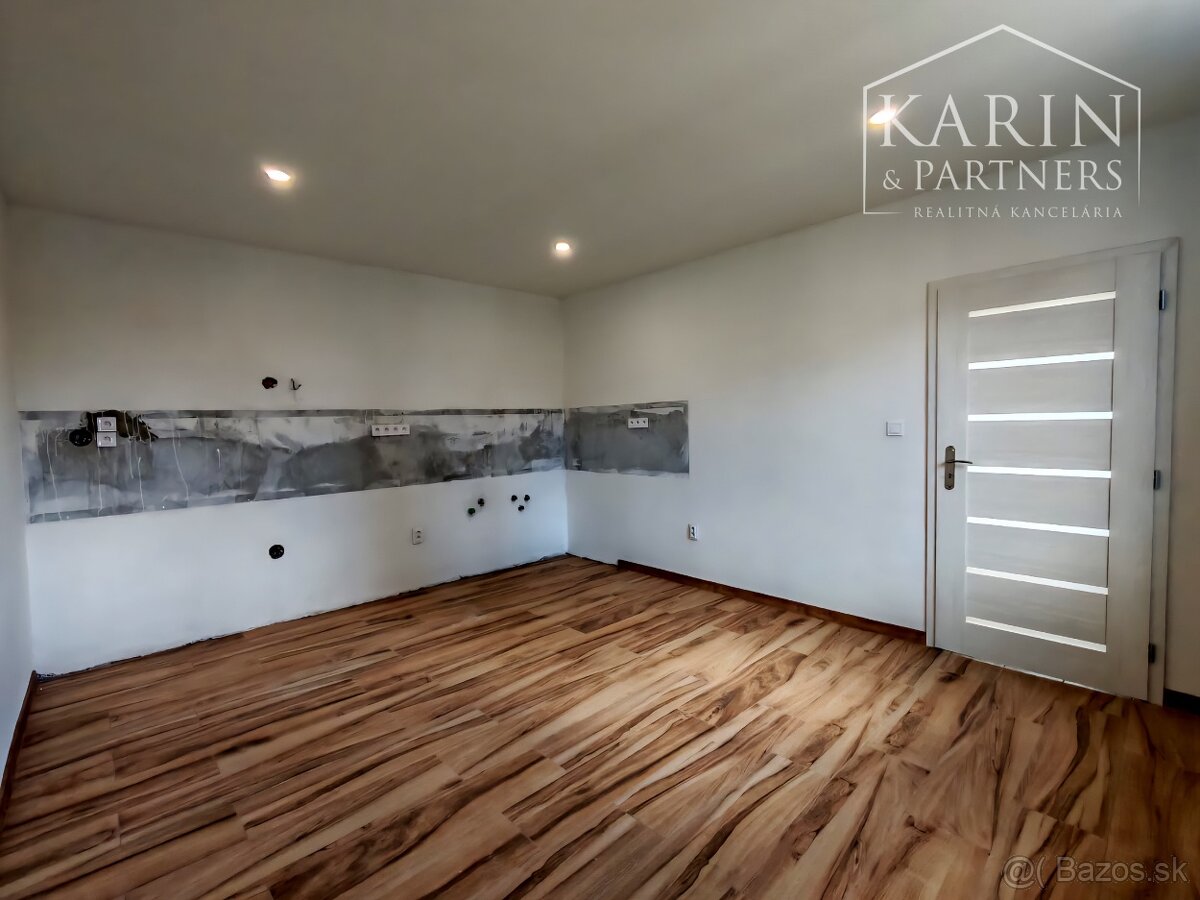 Kompletne zrekonštruovaný dvojpodlažný dom 8 km od Lučenca - 6