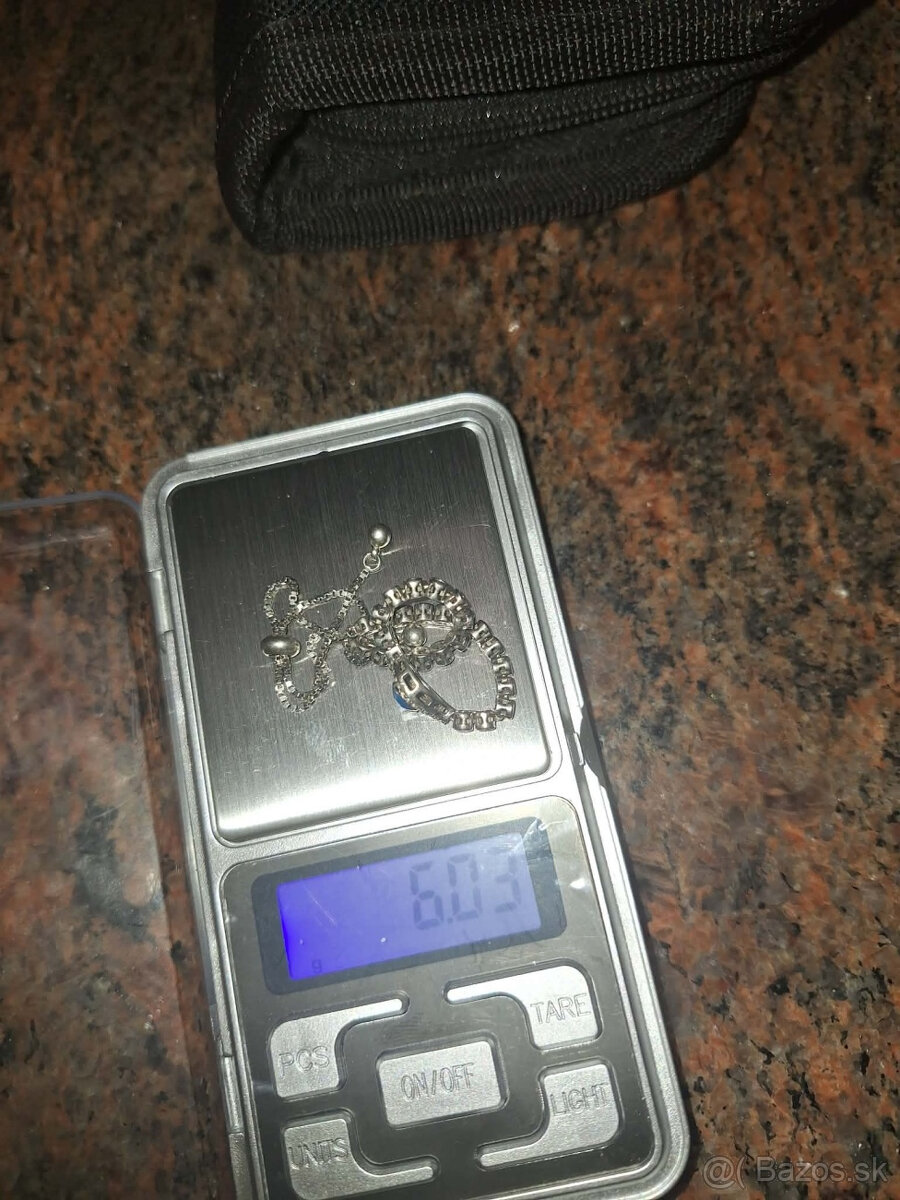 STRIEBORNÝ NÁRAMOK - 6