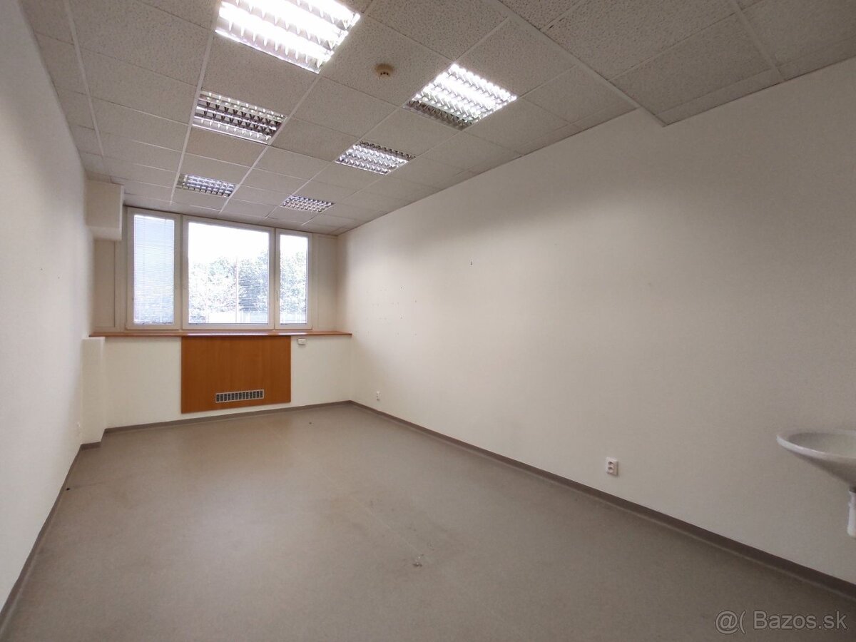 Holiday Inn Bajkalská - Priestory vhodné na fyzio, masáže, k - 6