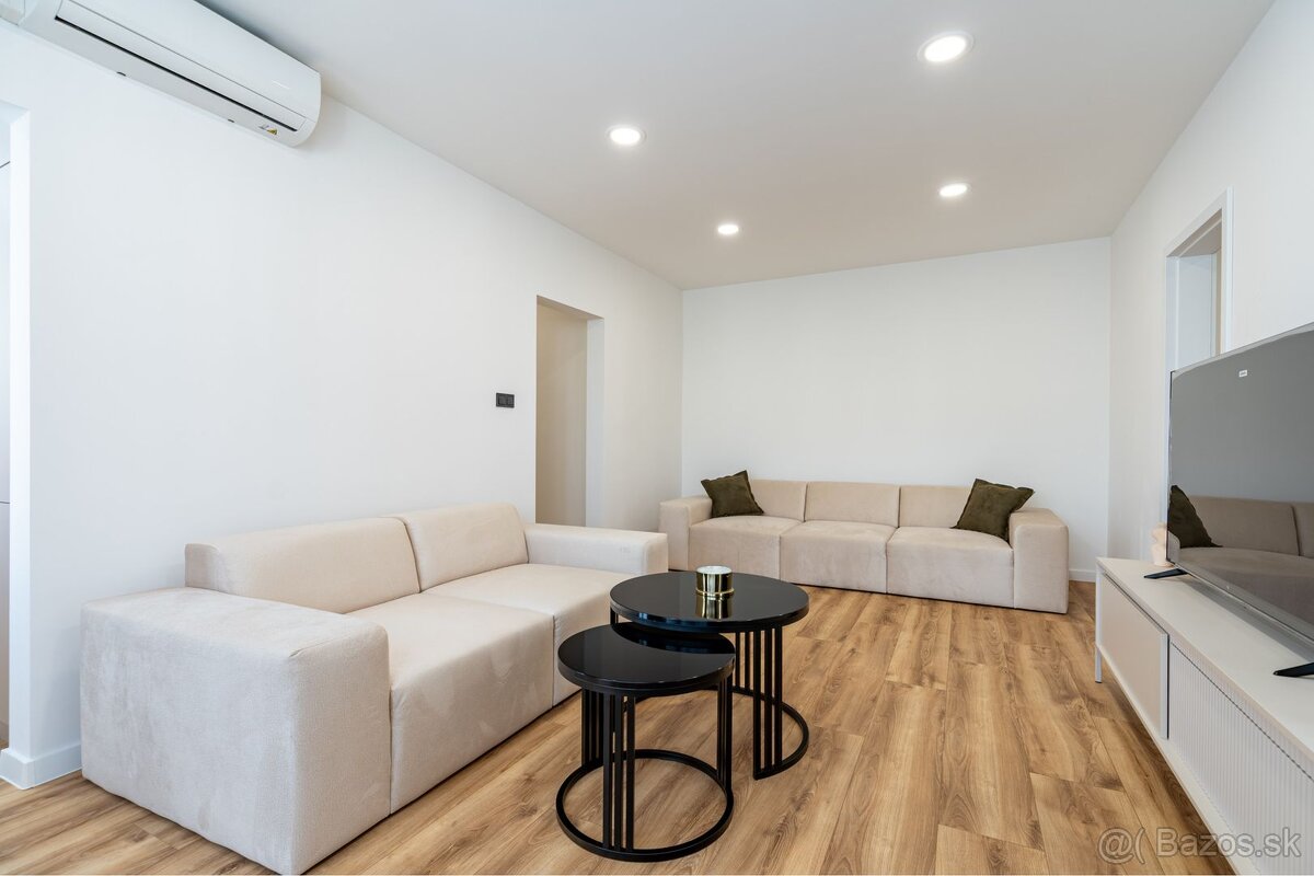 PREDANÝ - Na predaj pekný 3-izbový byt po rekonštrukcii na u - 6