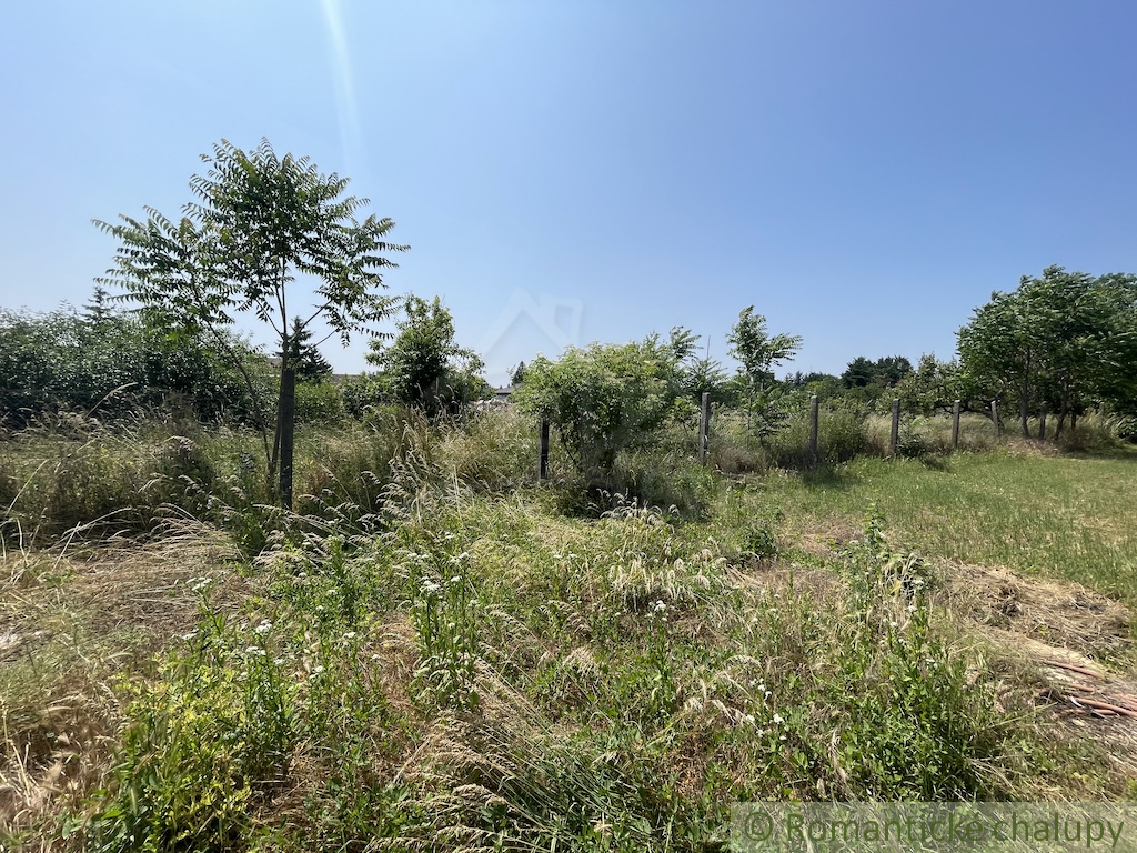 Skvelá investičná príležitosť - 30 árový stavebný pozemok - 6