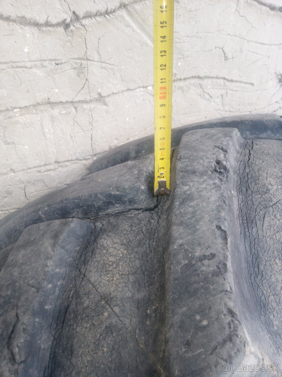 Predám kolesá 16,9 -28 - 6