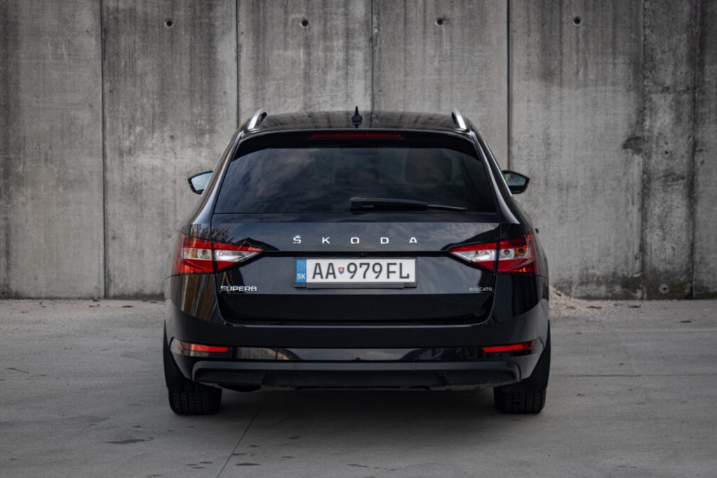 Škoda Superb Combi 2.0 TDI SCR Style DSG - 6