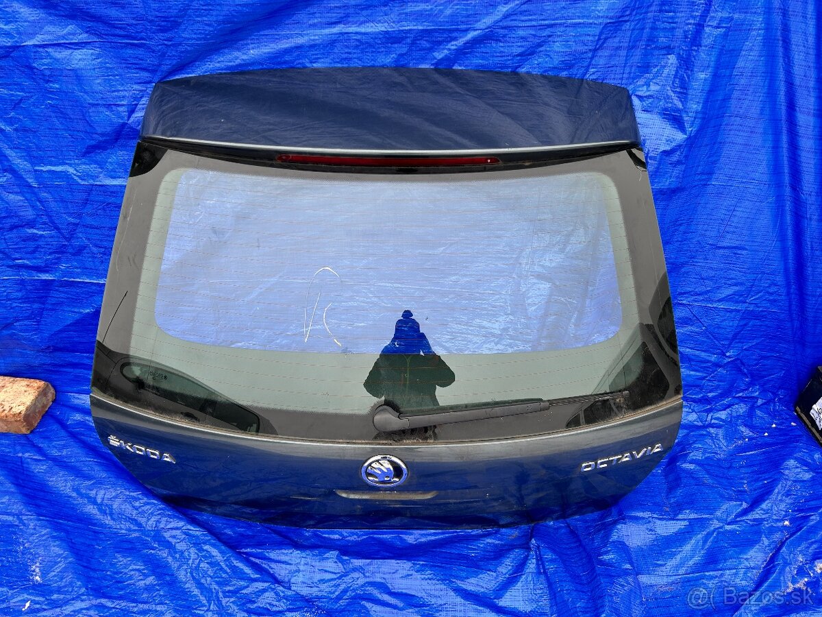 Páté dveře Škoda Octavia 3 kombi šedá - 6