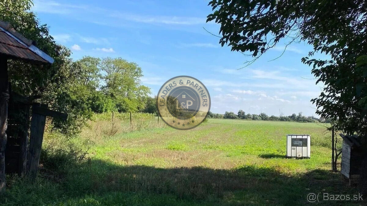 Pozemok na výstavbu domu, Malé Zálužie, IS pred pozemkomMalé - 6