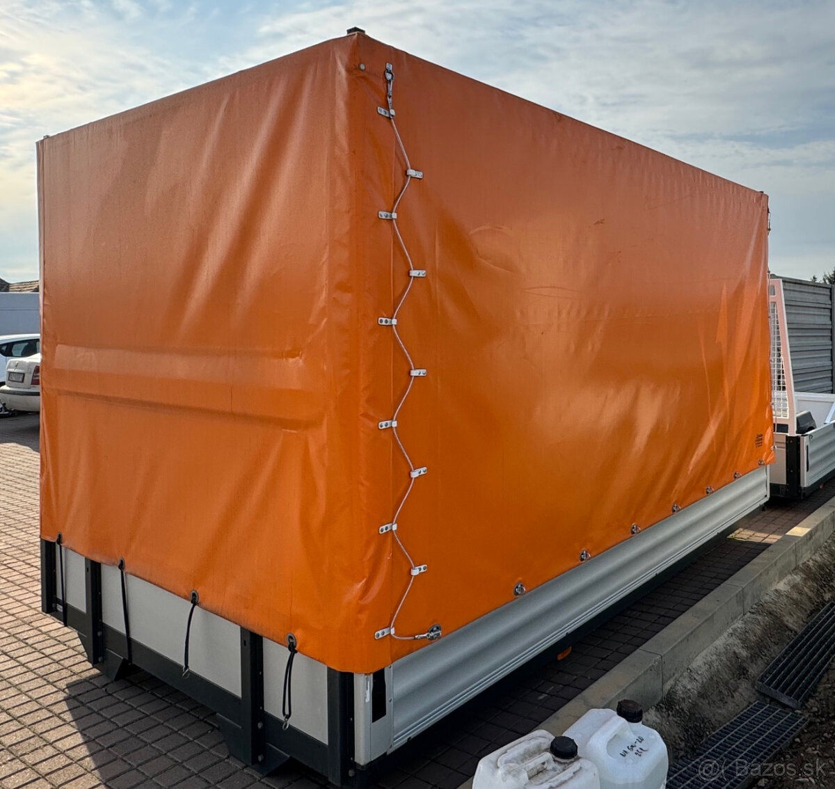 Plachtová korba - 6