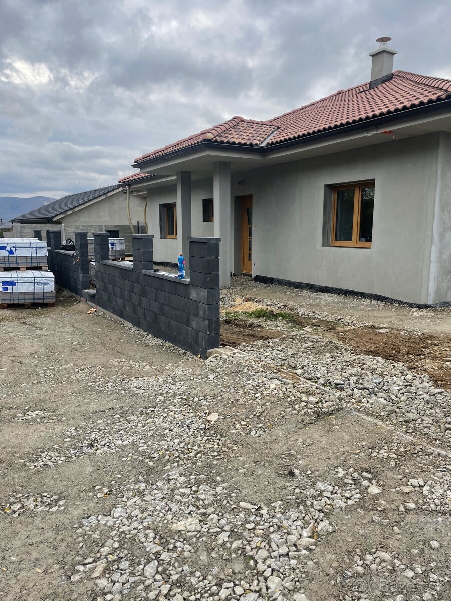 Zamková dlažba,ploty - 6