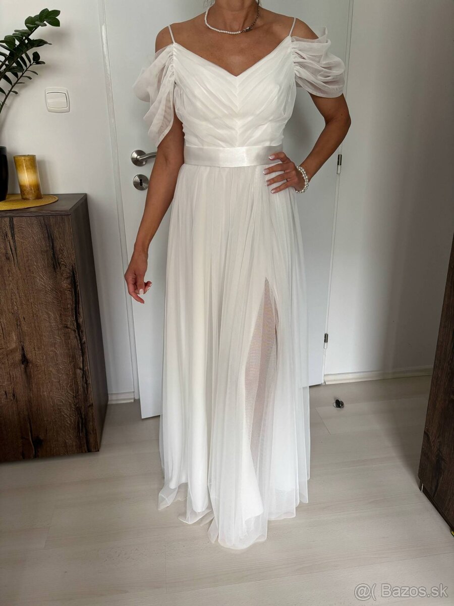 Luxusné tylové svadobné šaty - 6