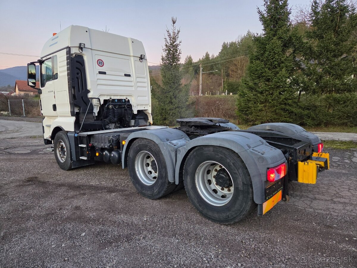 MAN TGX 33.500 6x4 MANUAL RETARDER iba 258tkm - 6