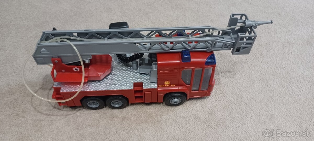 Predam detské hasičské auto - 6