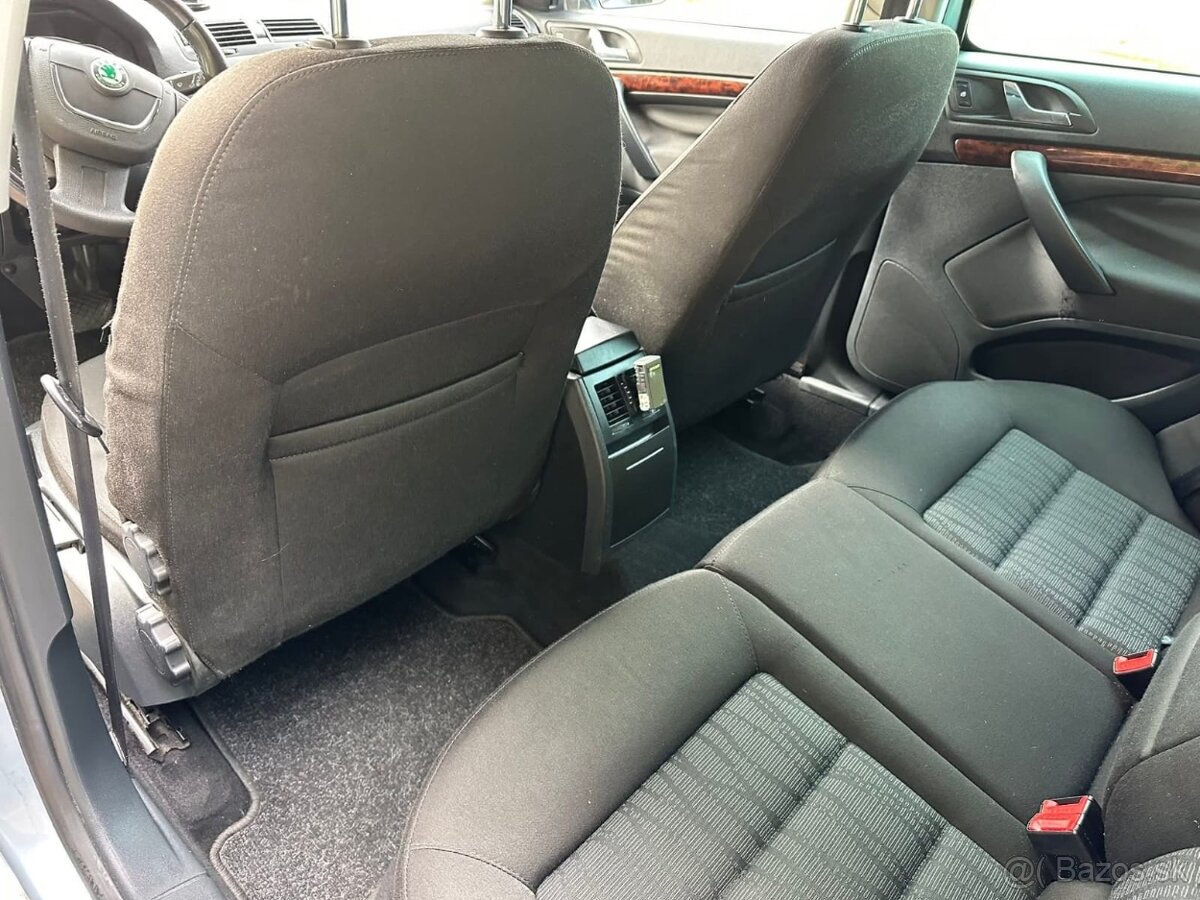 Škoda Octavia Combi 1.2TSI DSG Elegance - 6