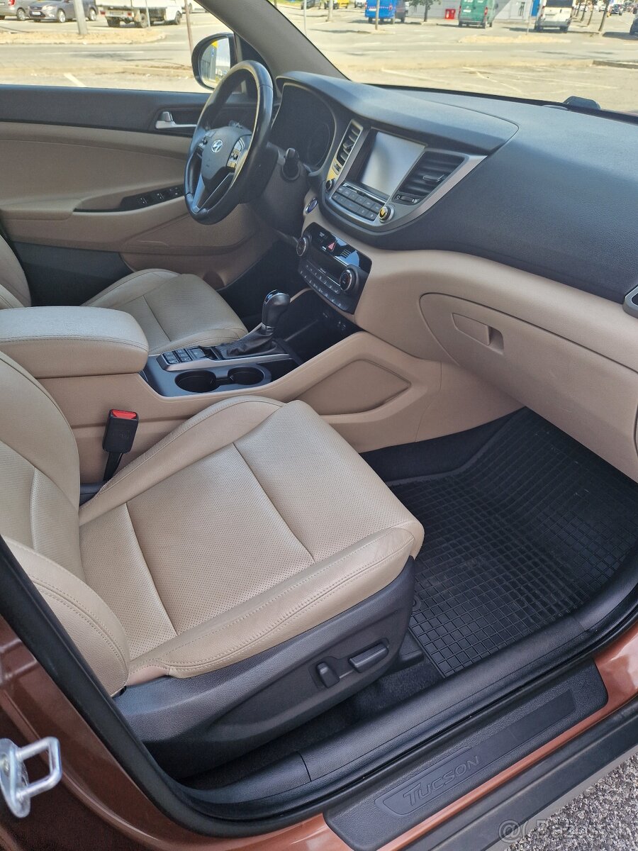 Hyundai Tucson Premium 2.0 CRDI 134kw - 6