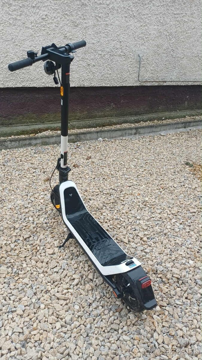 Predam el.kolobežku NIu KQi3 pro - 6