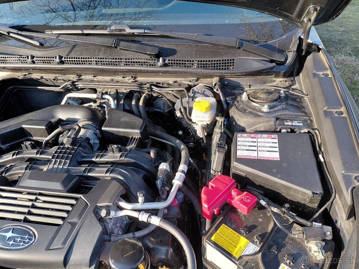 Subaru Outback 2.5i ES Premium AWD Lineartronic - 6