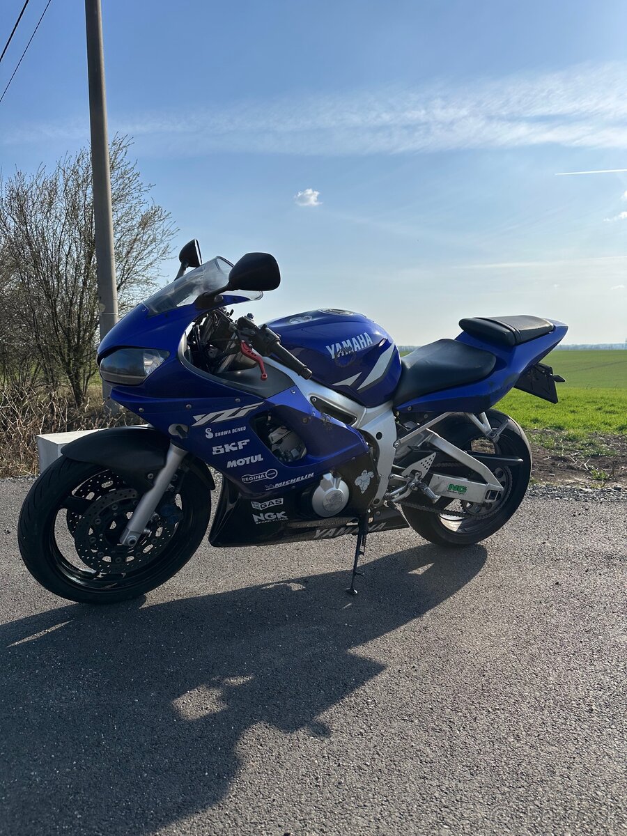 Yamaha R6 2001 - 6