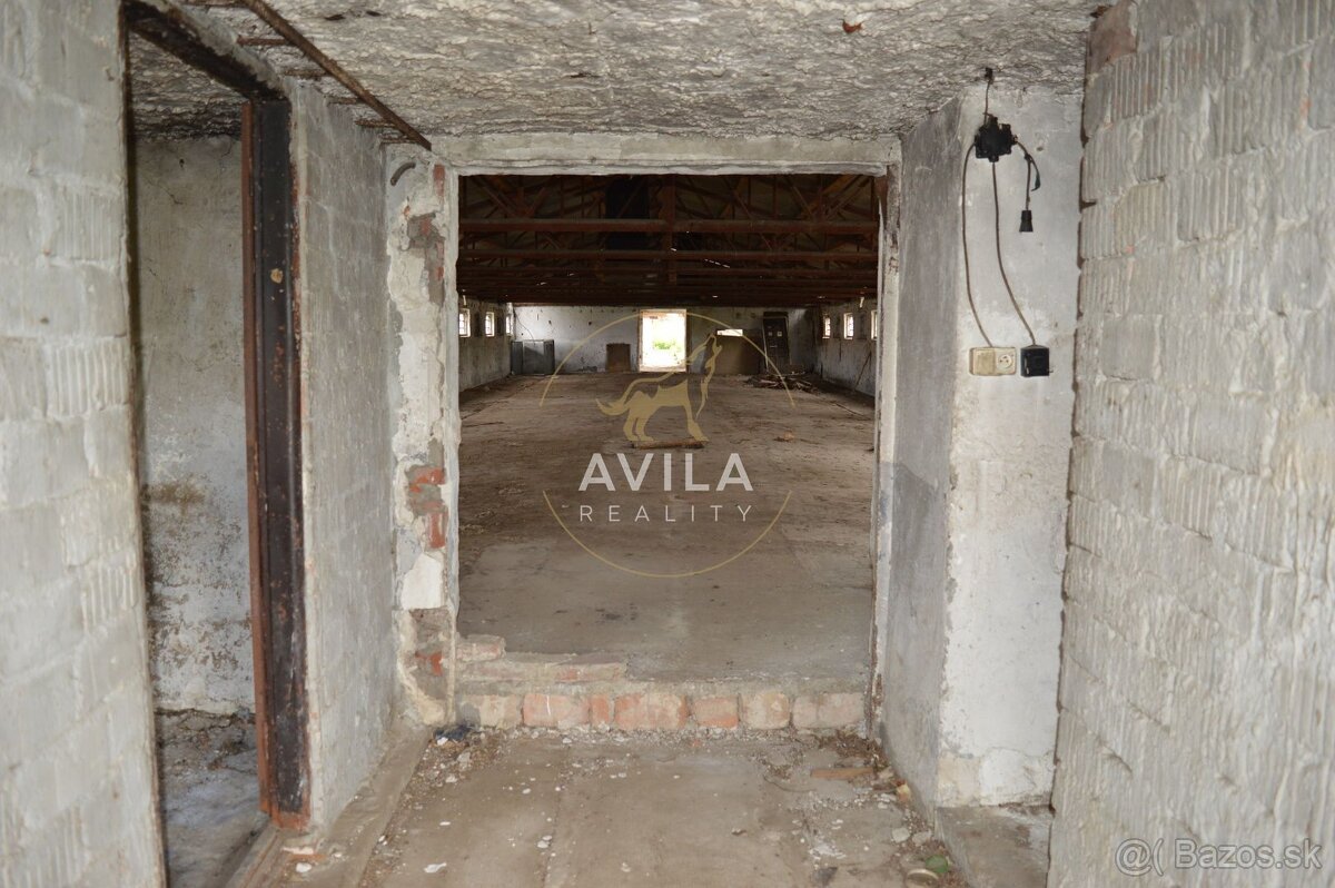 NA PREDAJ: sklad-hala 750m2 vo Voderadoch - 6