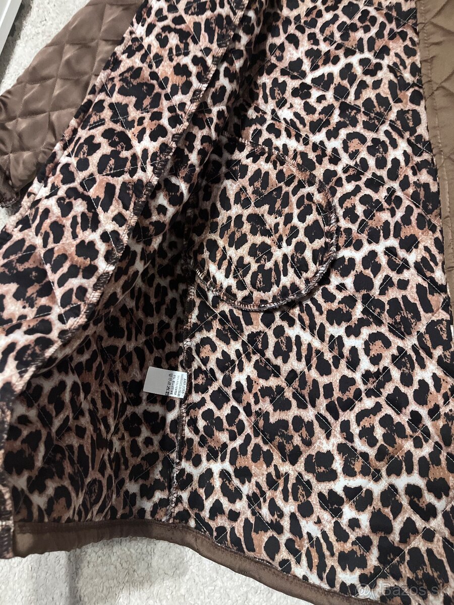 Dlhý prešívaný kabát - 6