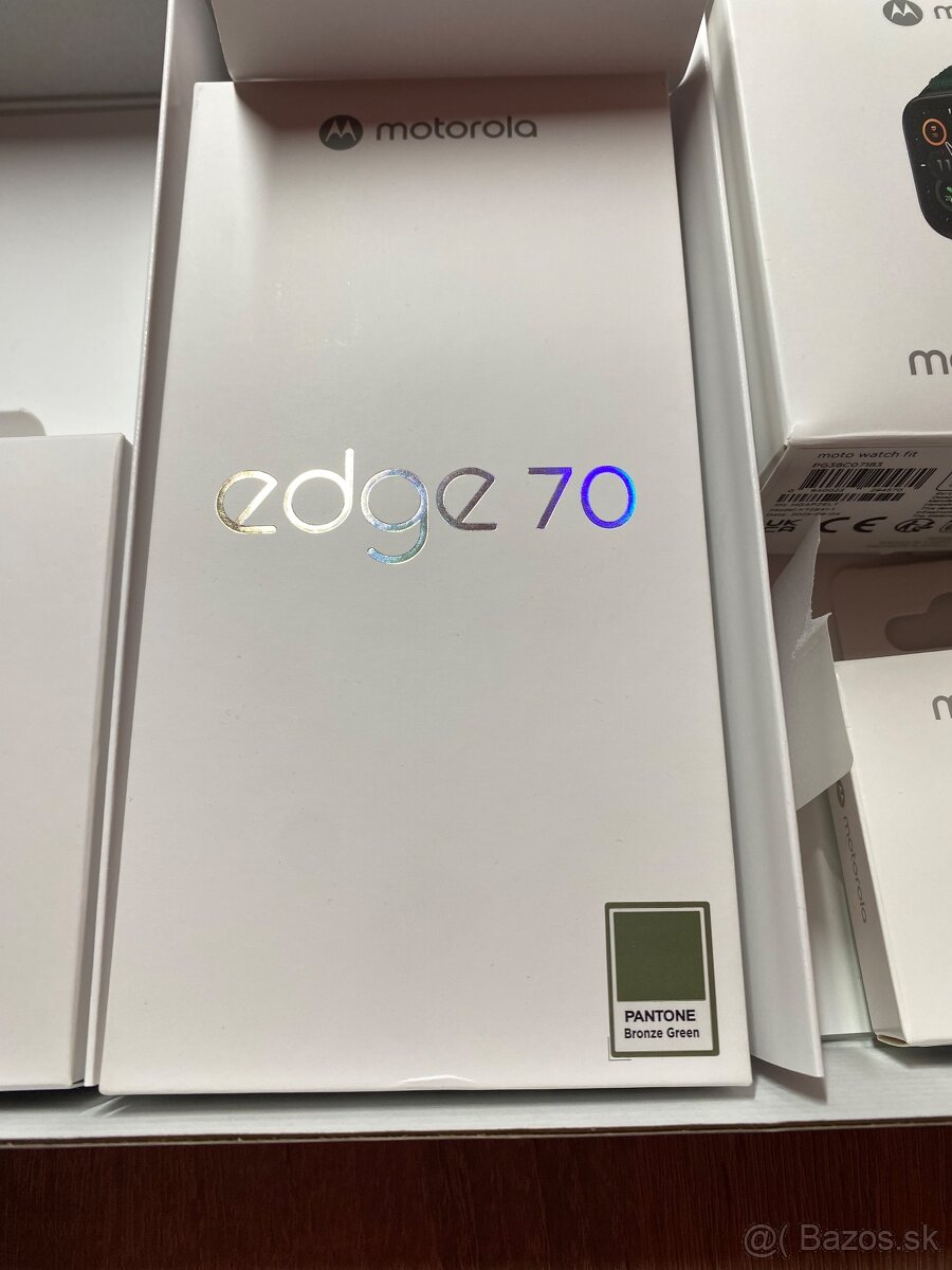 Motorola Edge 70 novy - 6