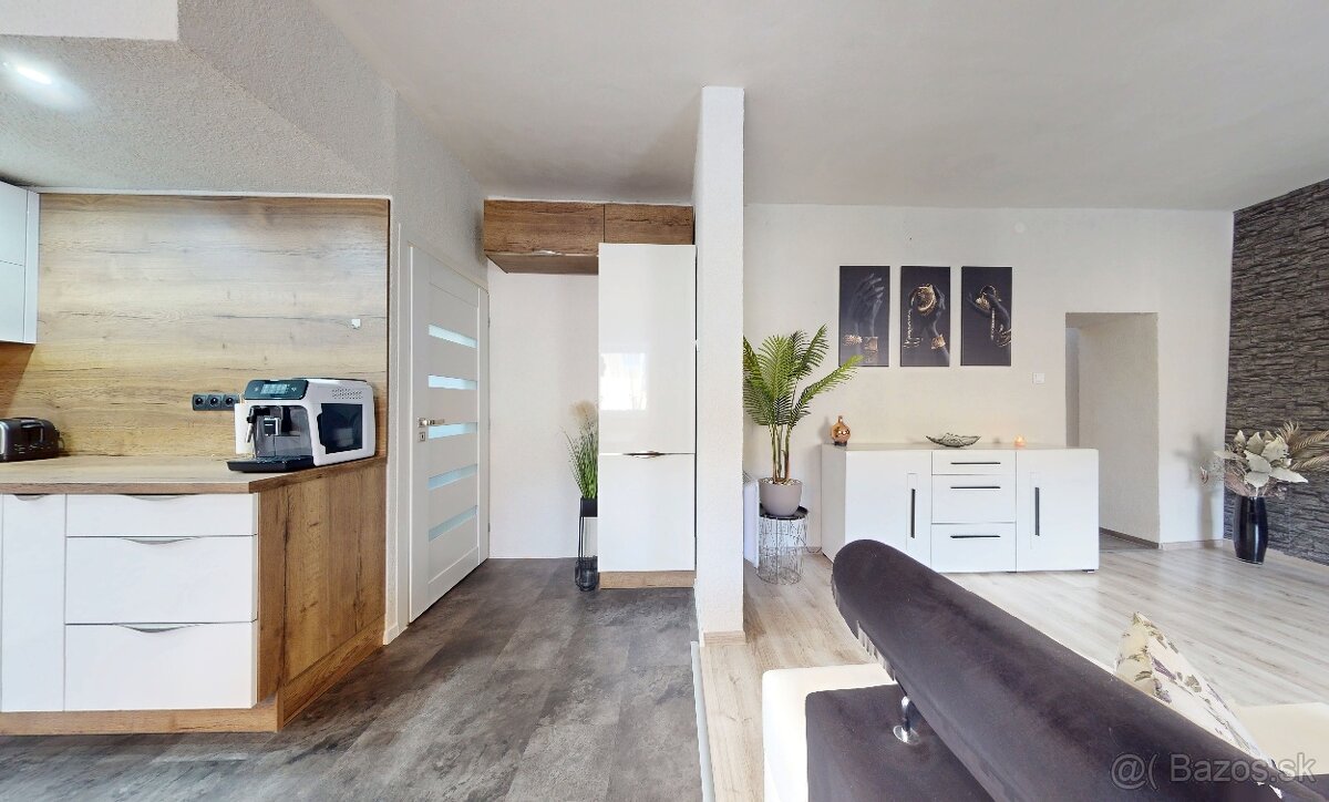 Zrekonštruovaný 4 izbový RD - 20 min od mesta ZVOLEN - 6