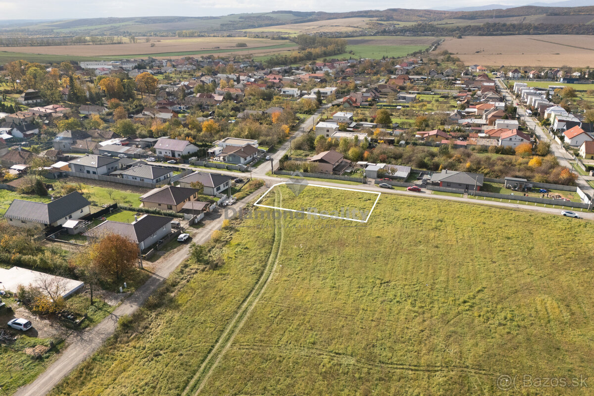 NA PREDAJ STAVEBNÝ POZEMOK V OBCI ĎURKOV - 6