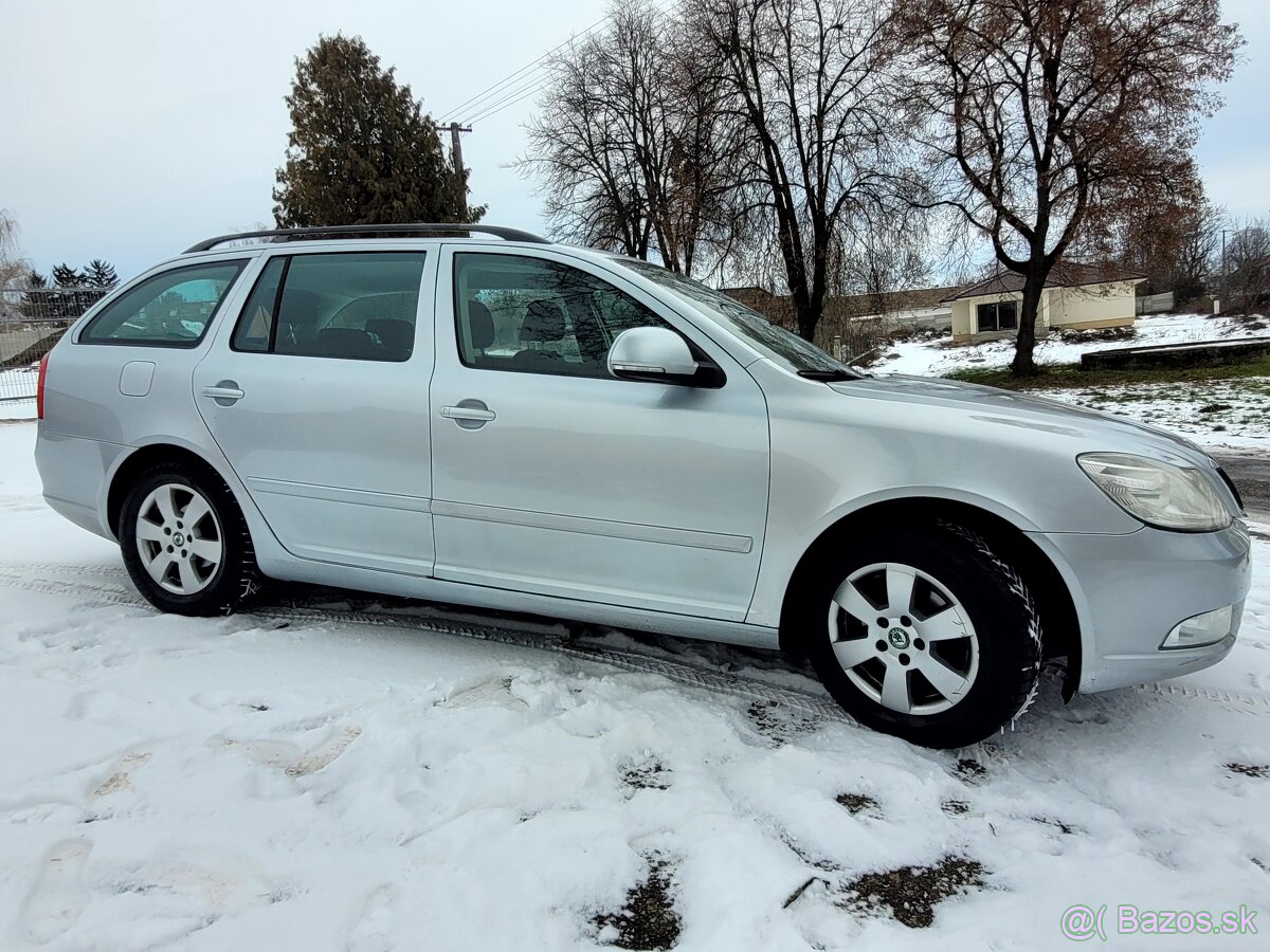 SKODA OCTAVIA COMBI 1.6 TDI 77KW - 6