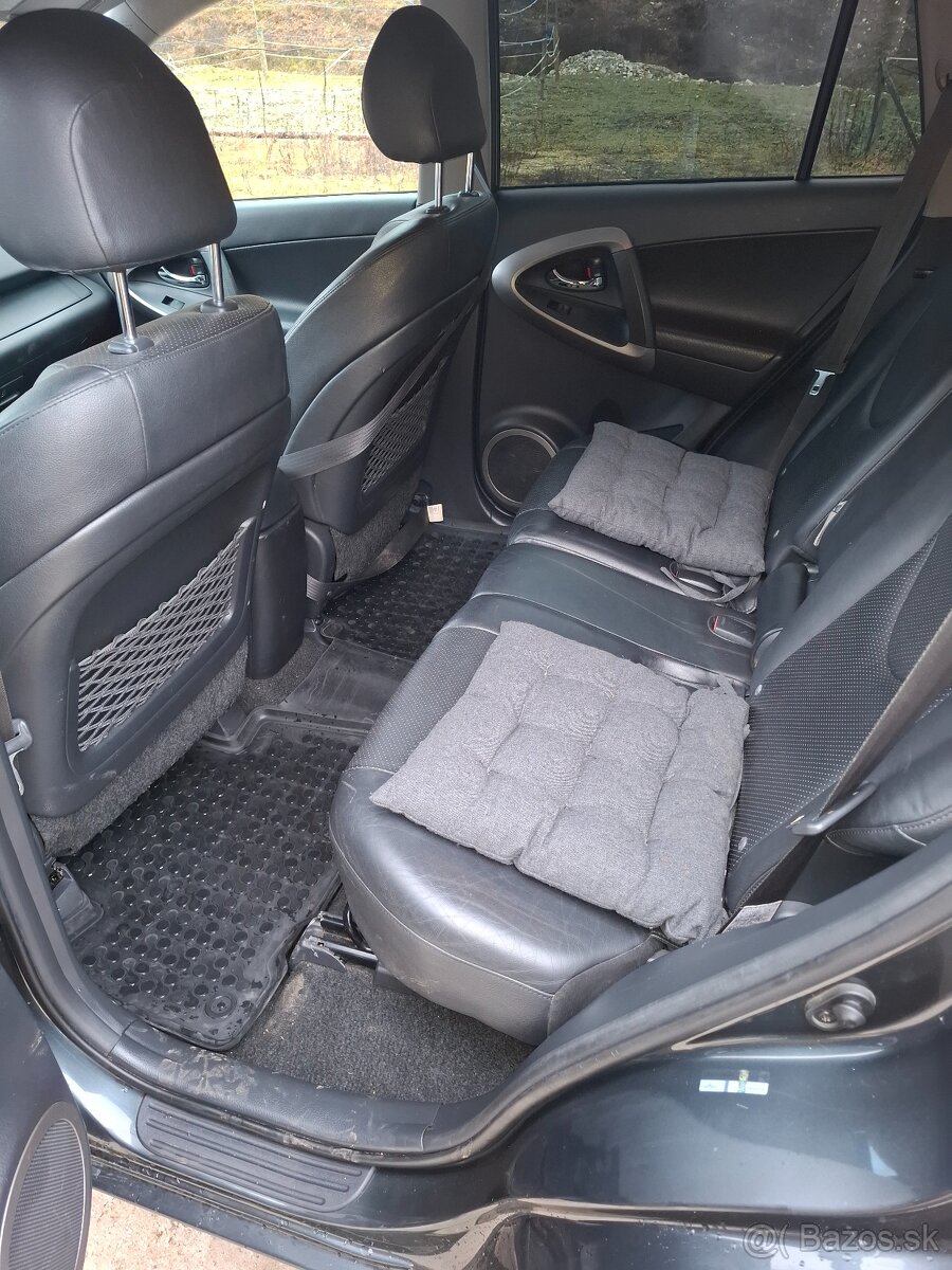 Toyota rav4 2,2 100kw - 6