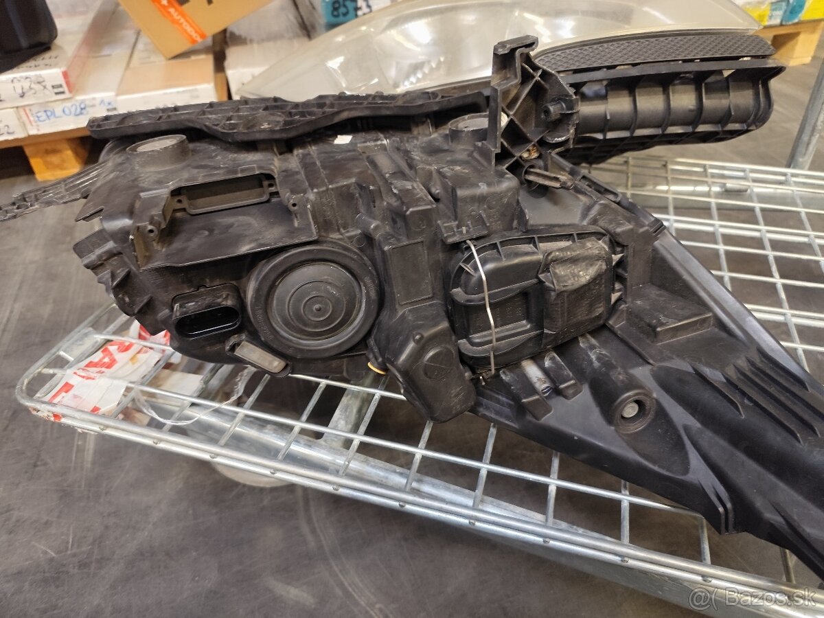 Ford Kuga 2013 original svetlomety - 6