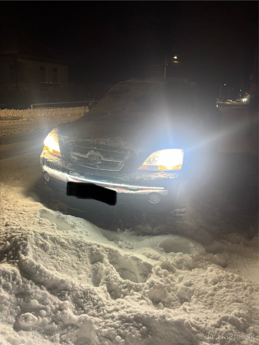 Predám kia sorento 2.5crdi 103kw 4x4 - 6