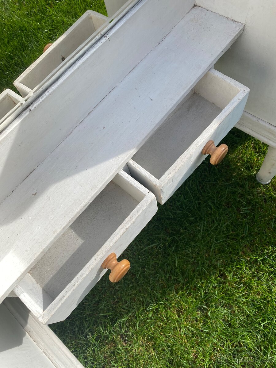 Retro toaletná skrinka so zrkadlom na chalupu, - 6