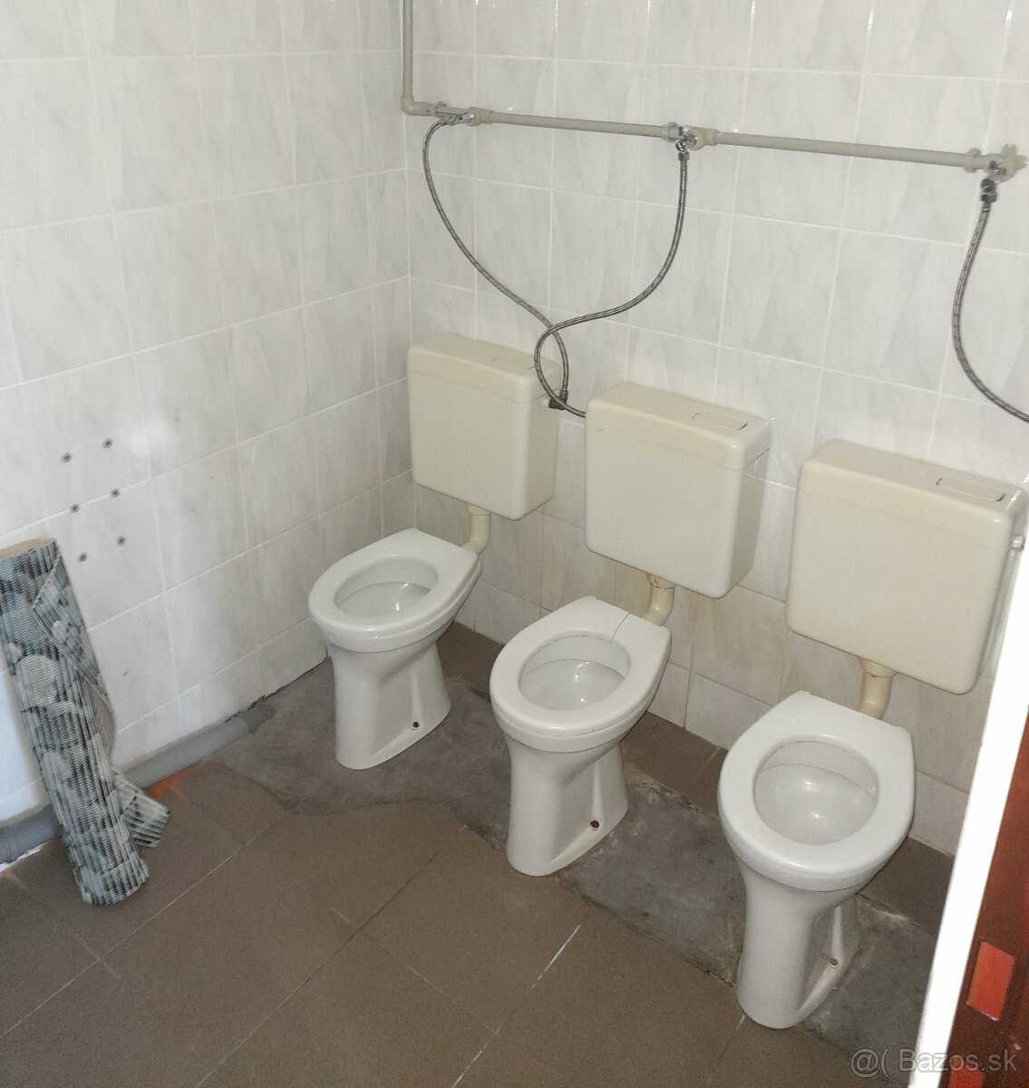 Na prenájom priestory v obci Kosihovce - 6