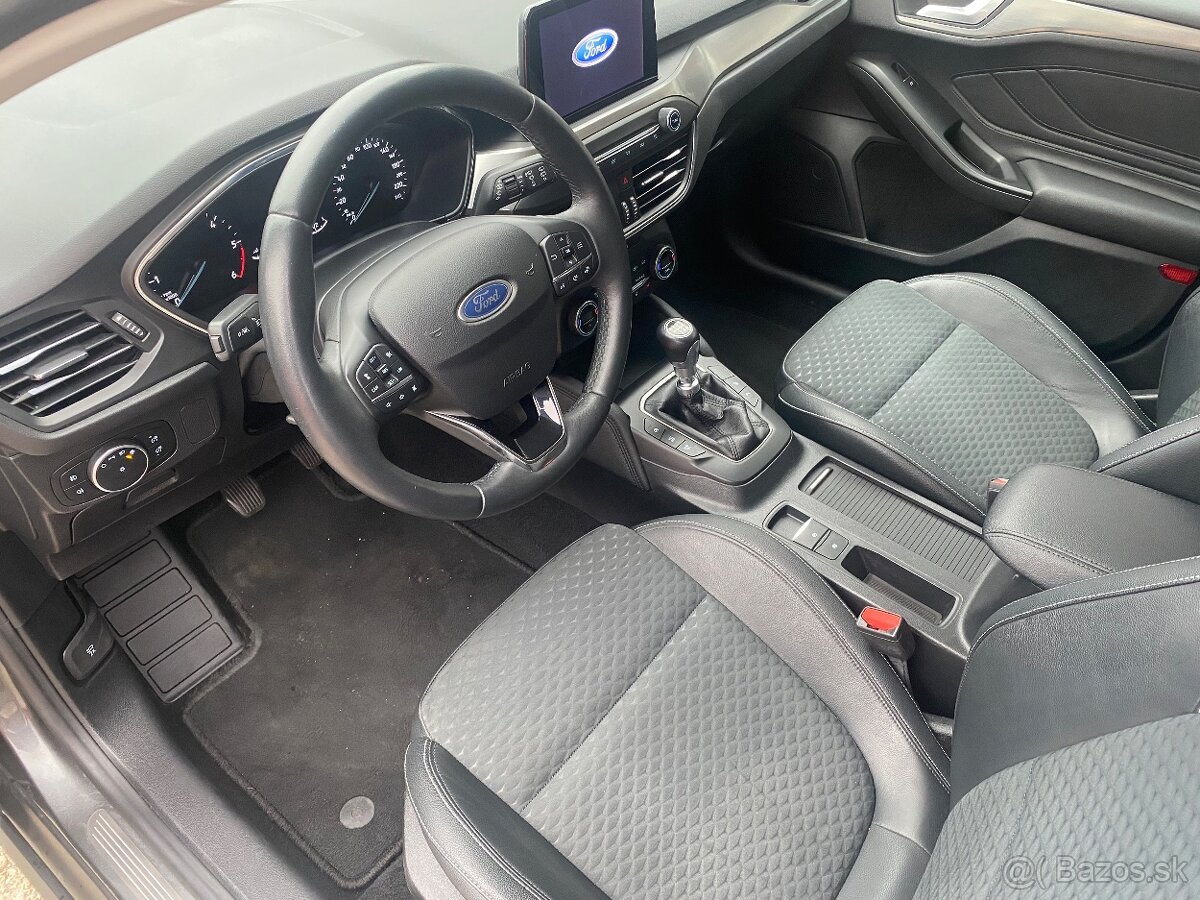 Ford Focus Kombi 2.0 TDCi EcoBlue Titanium - 6