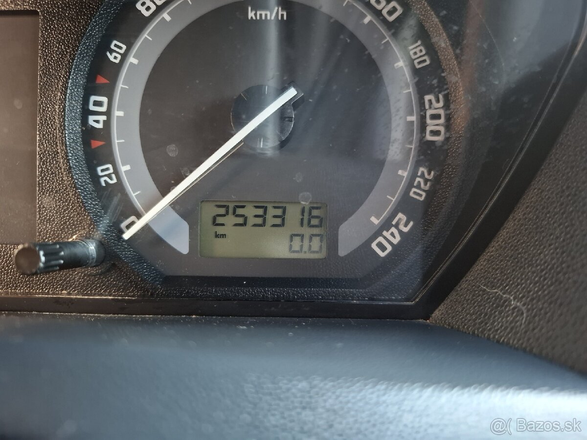 Škoda fábia1 1.4 tdi - 6