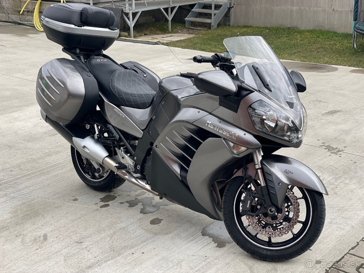 Kawasaki Gtr 1400 - 6