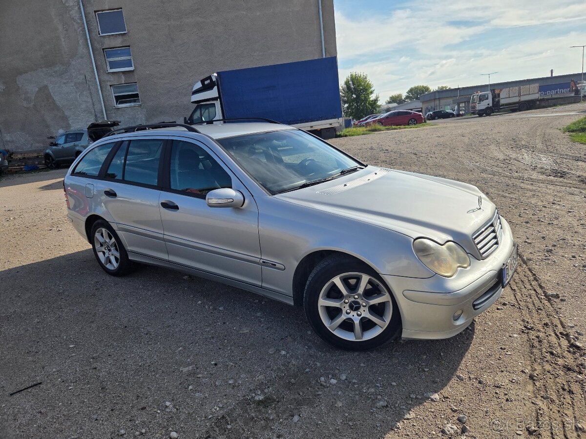 Mercedes Benz 200cdi - 6