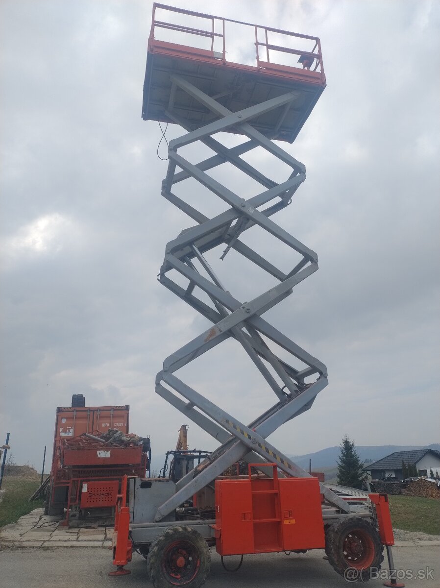 Plošina skyjack - 6